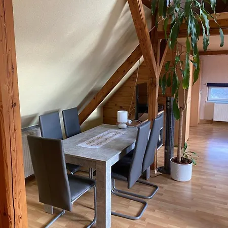 Helles Und Charmantes Loft Mit Herrlichem Blick Appartement